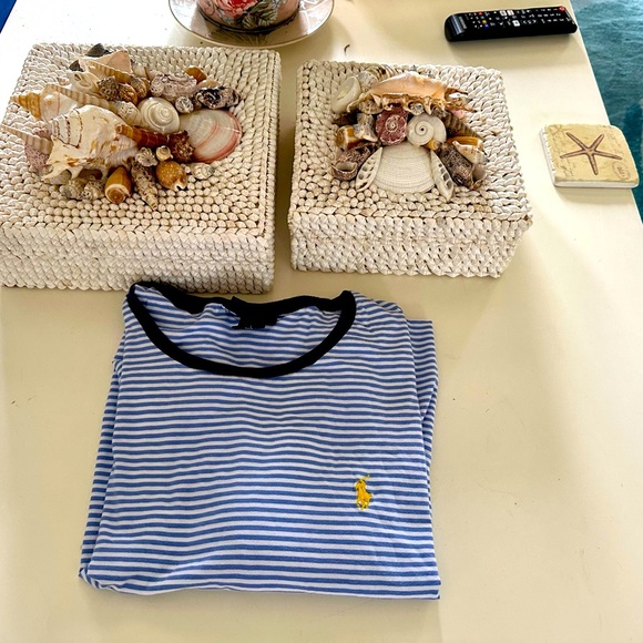 Size L Polo by Ralph Lauren blue & white Short Sleeve Crew T Shirt - Yellow Logo - Picture 1 of 3